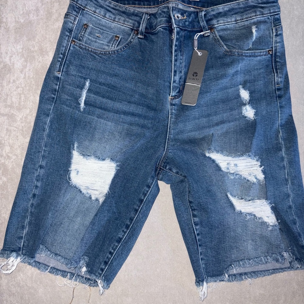 Tractr Blue ripped denim shorts #denimshorts